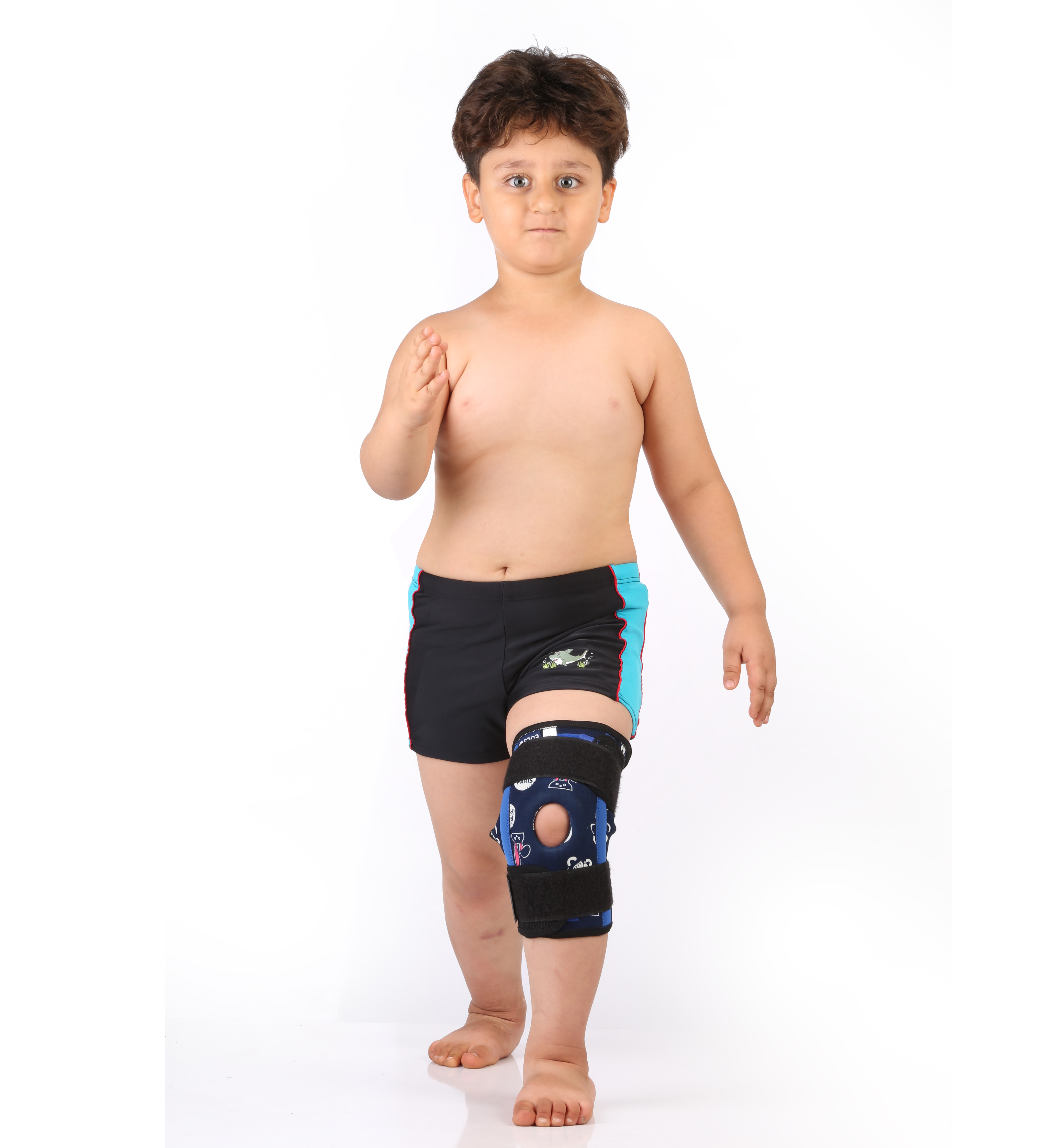 زانو بند فنردار نئوپرن کودک - Children's neoprene spring-loaded knee brace